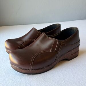 Dansko Phoebe Brown Leather Professional Clogs Shoes Women's 42 EU / 11.5-12 US